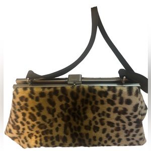 Vintage Espirt Animal Print purse. Snap close.